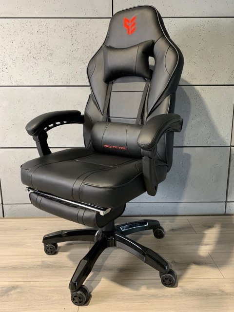 Fotel obrotowy do biurka TITAN BLACK PRO PU