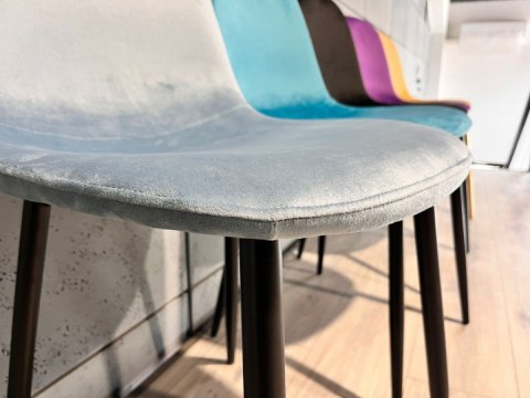 Krzesło tapicerowane GIULIA SKY BLUE VELVET