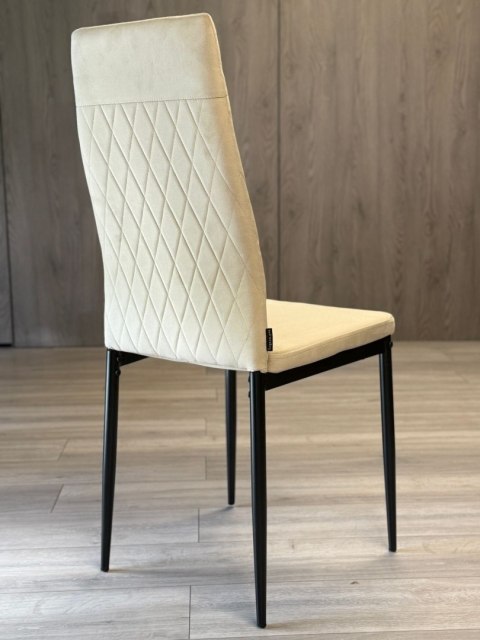 Krzesło tapicerowane VALVA CARO VELVET BEIGE