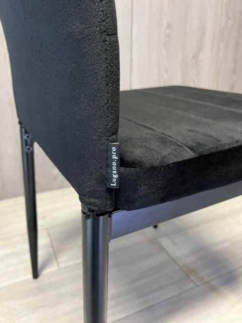 Krzesło tapicerowane VALVA LINE VELVET BLACK